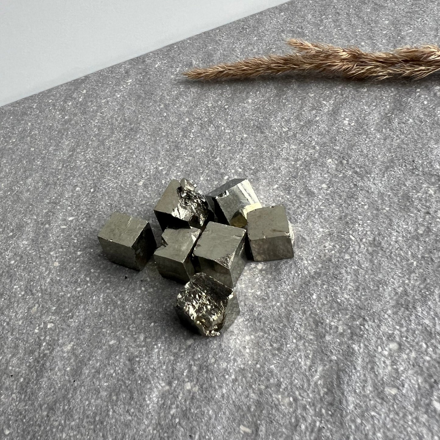 Natürliche Pyrit Würfel High Quality XS