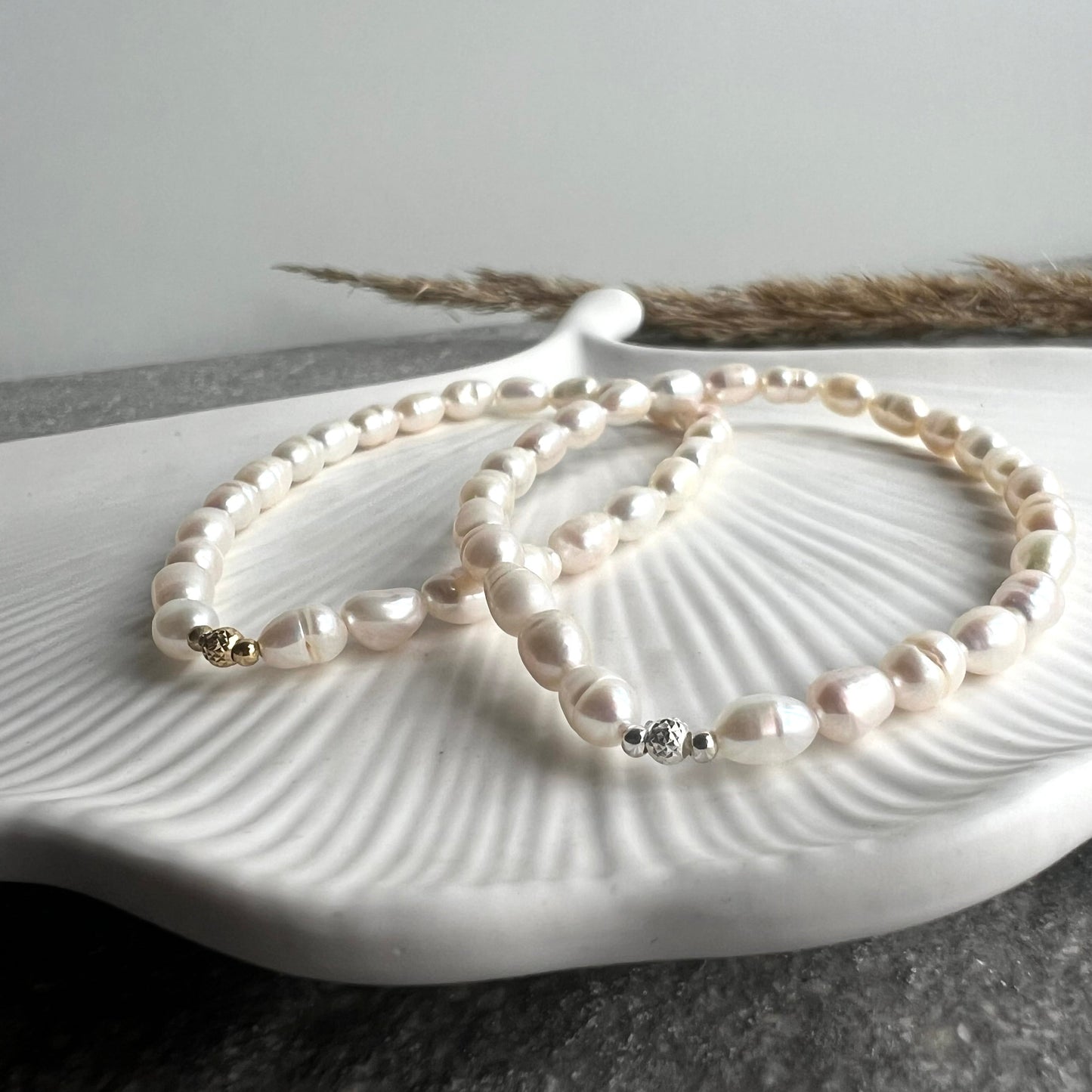 Süßwasserperlen Armband mit facettierter 925 Silber oder 925 Silber vergoldeter Perle