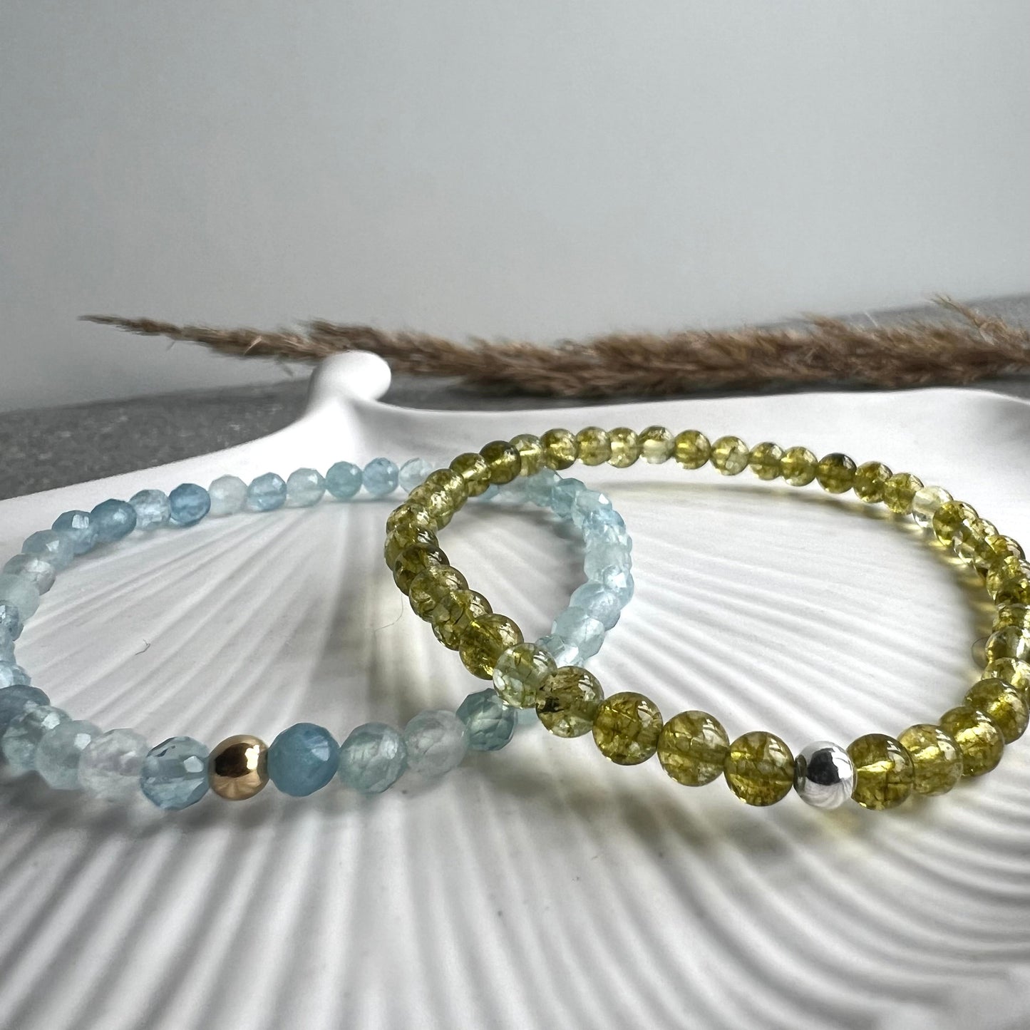 Elastisches Aquamarin oder Peridot Armband