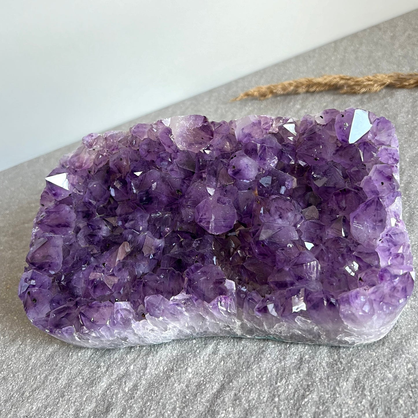 XL Amethyst Stufe in kräftigem Lila