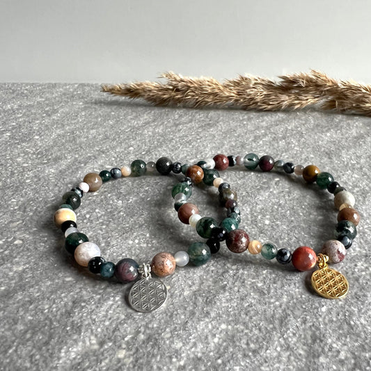 HEAL AND LET GO Armband aus Ozeanchalcedon, Schneeflockenobsidian, Achat und Moosachat mit Blume des Lebens Charm