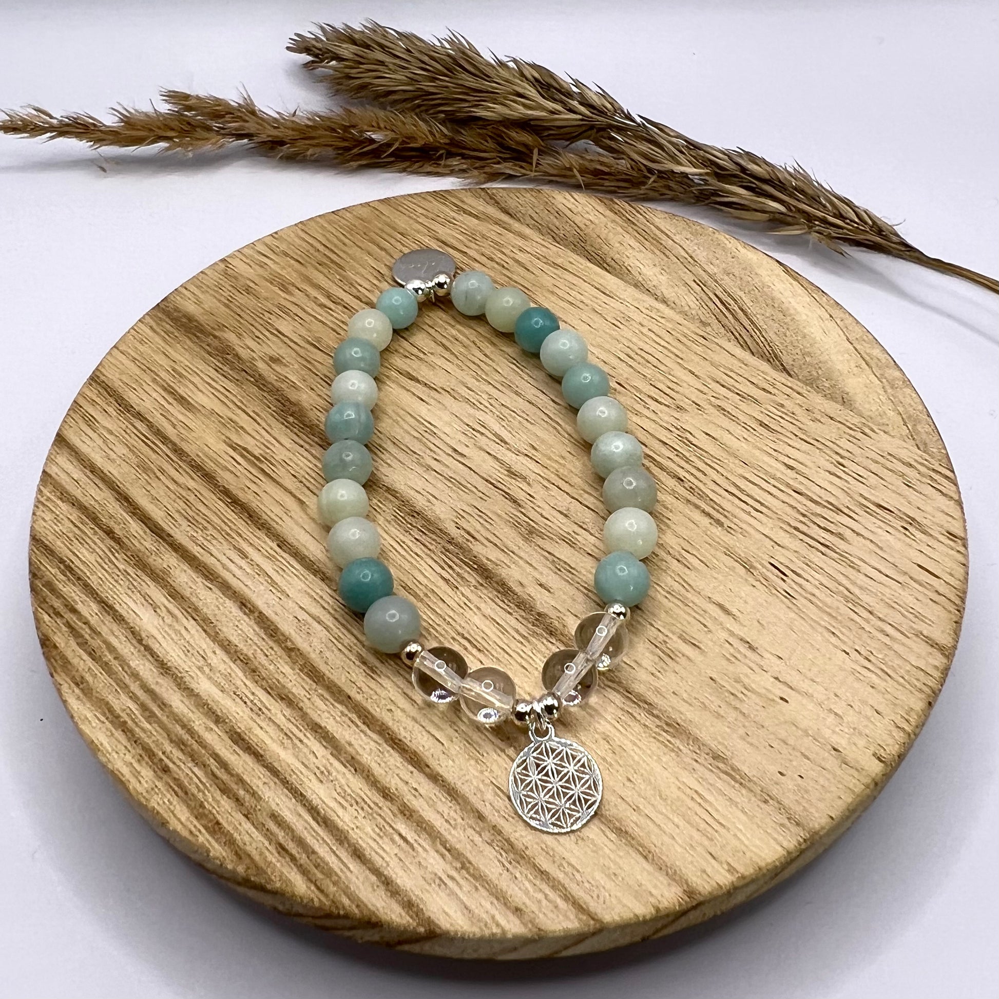 Lightness of being - Edelsteinarmband mit Amazonit und Bergkristall Nahaufnahme